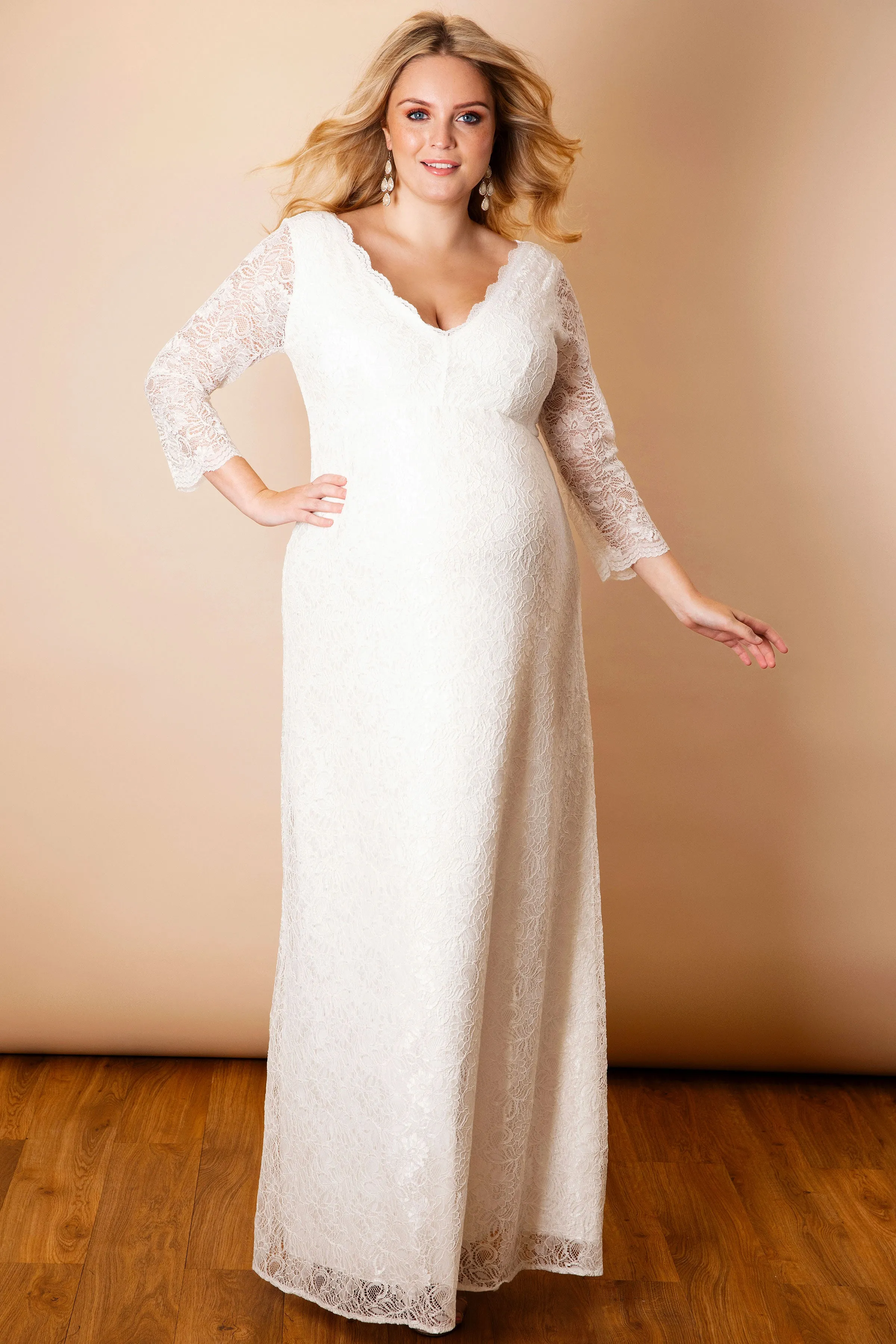 CHLOE LACE GOWN (also in Plus size)