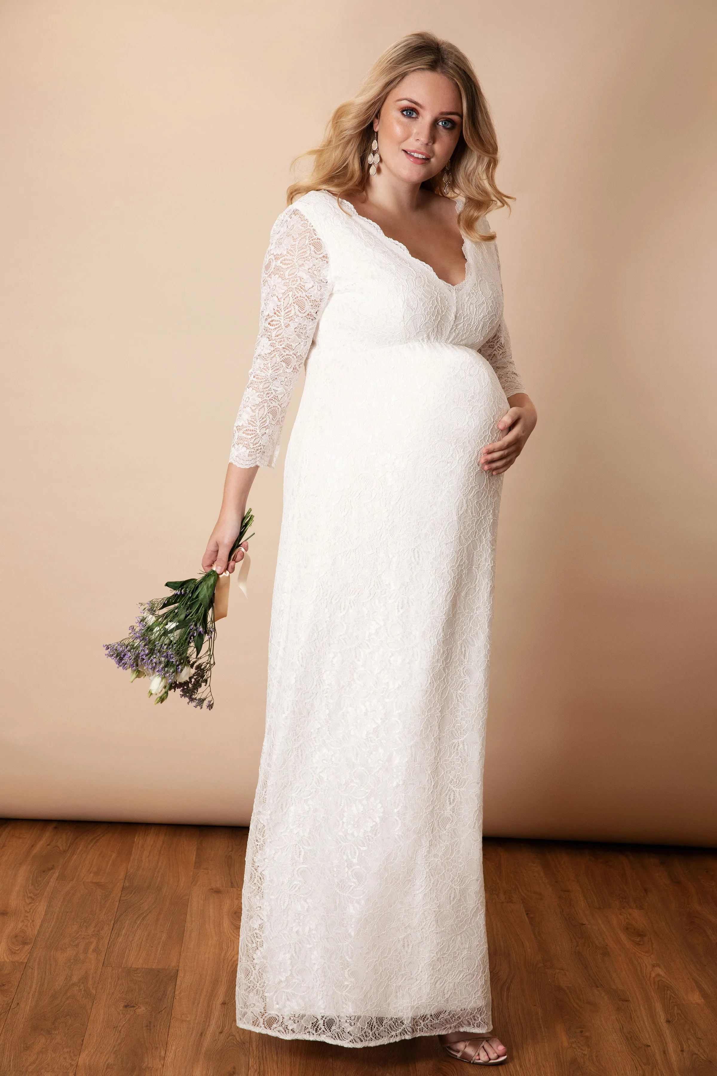 CHLOE LACE GOWN (also in Plus size)