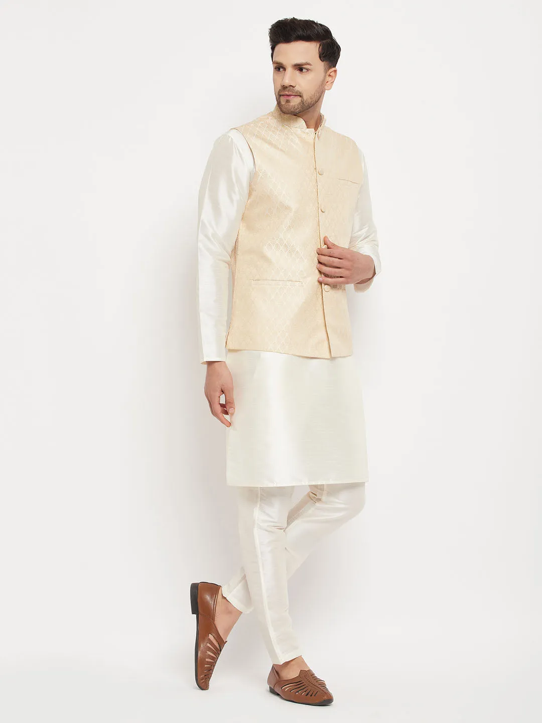 Jashvi Men's Cream Silk Blend Jacket