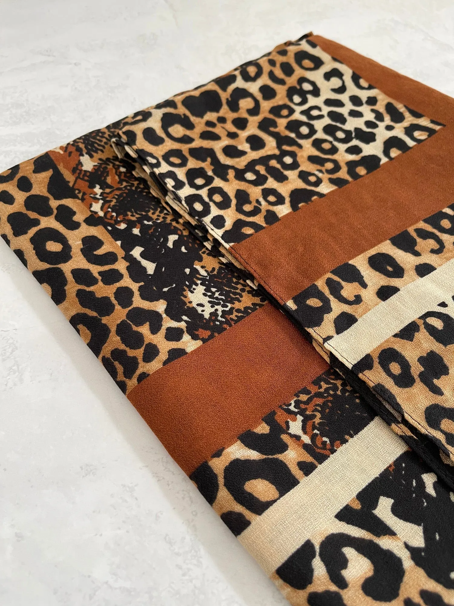 LARGE BROWN SNAKESKIN AND LEOPARD PRINT SCARF