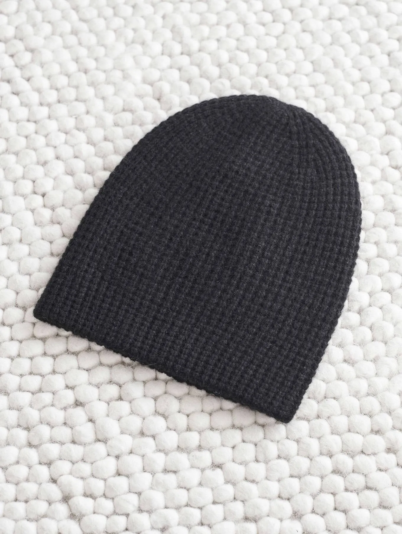 White   Warren - Cashmere Thermal Beanie in Black